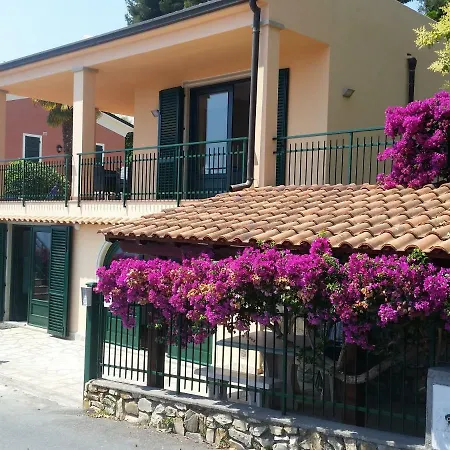 Villetta Bouganville * Andora